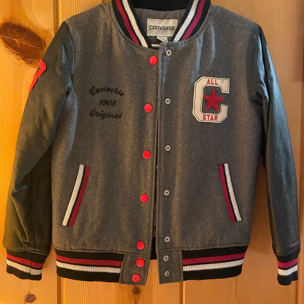 Girls Converse All Star Jacket . Great condition ! large.